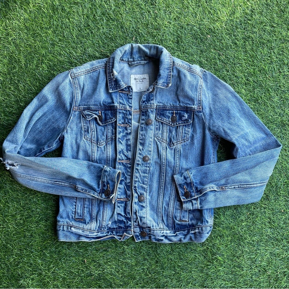 Abercrombie & Fitch Distressed Denim Jacket size small Preowned casual Y2K - Picture 7 of 7